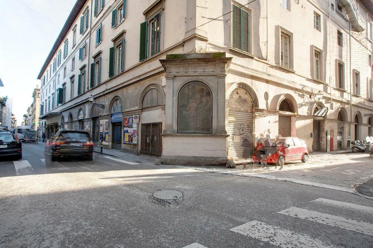 Windows On Apartamento Florencia