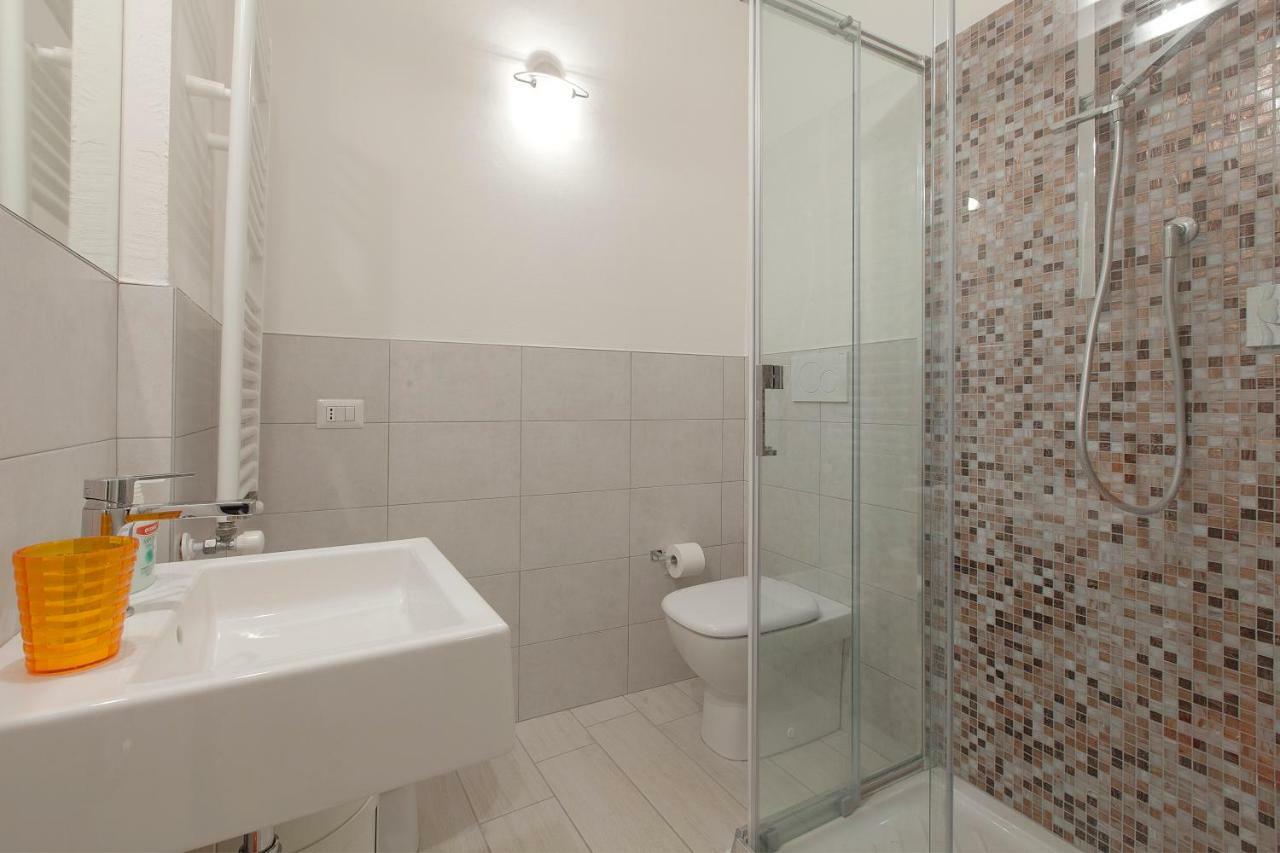 Windows On Apartamento Florencia